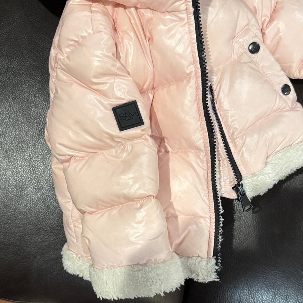 SAM. Pink Puffer Jacket with faux shearling trim - Picture 4 of 5